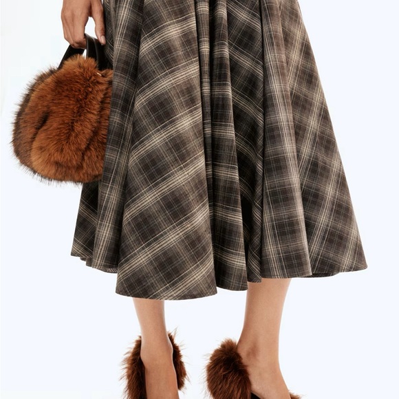 BNWT H&M Edition A/W 2025 Cotton Circle Skirt Sz 8 & 10. Dark gray plaid. - Picture 2 of 8